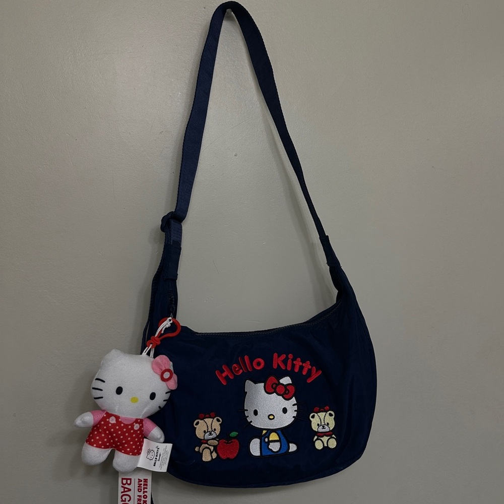 Hello KittyxBaggu Medium Nylon Crescent Bag